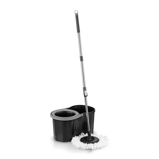 Swivel head mop cleaning set